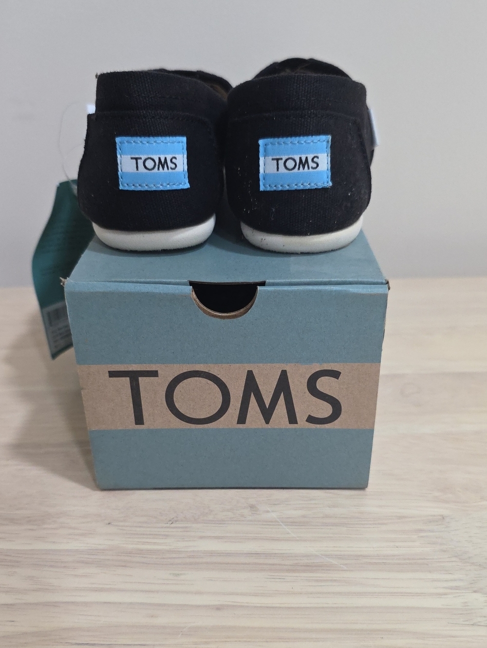 TOMS
